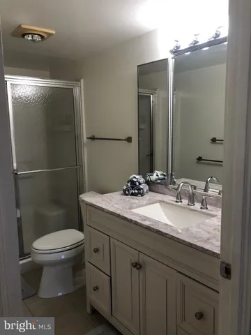 $2,400 | 3310 North Leisure World Boulevard, Unit 621, Silver Spring, MD 20906