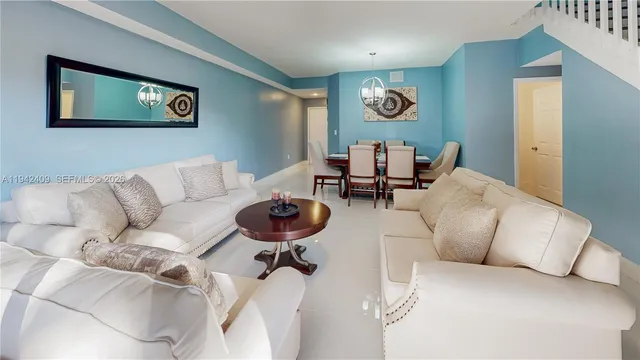 $499,000 | 10210 Southwest 154th Place, Unit 1118, Miami, FL 33196