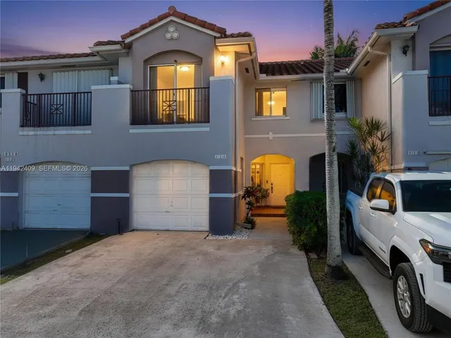 $499,000 | 10210 Southwest 154th Place, Unit 1118, Miami, FL 33196