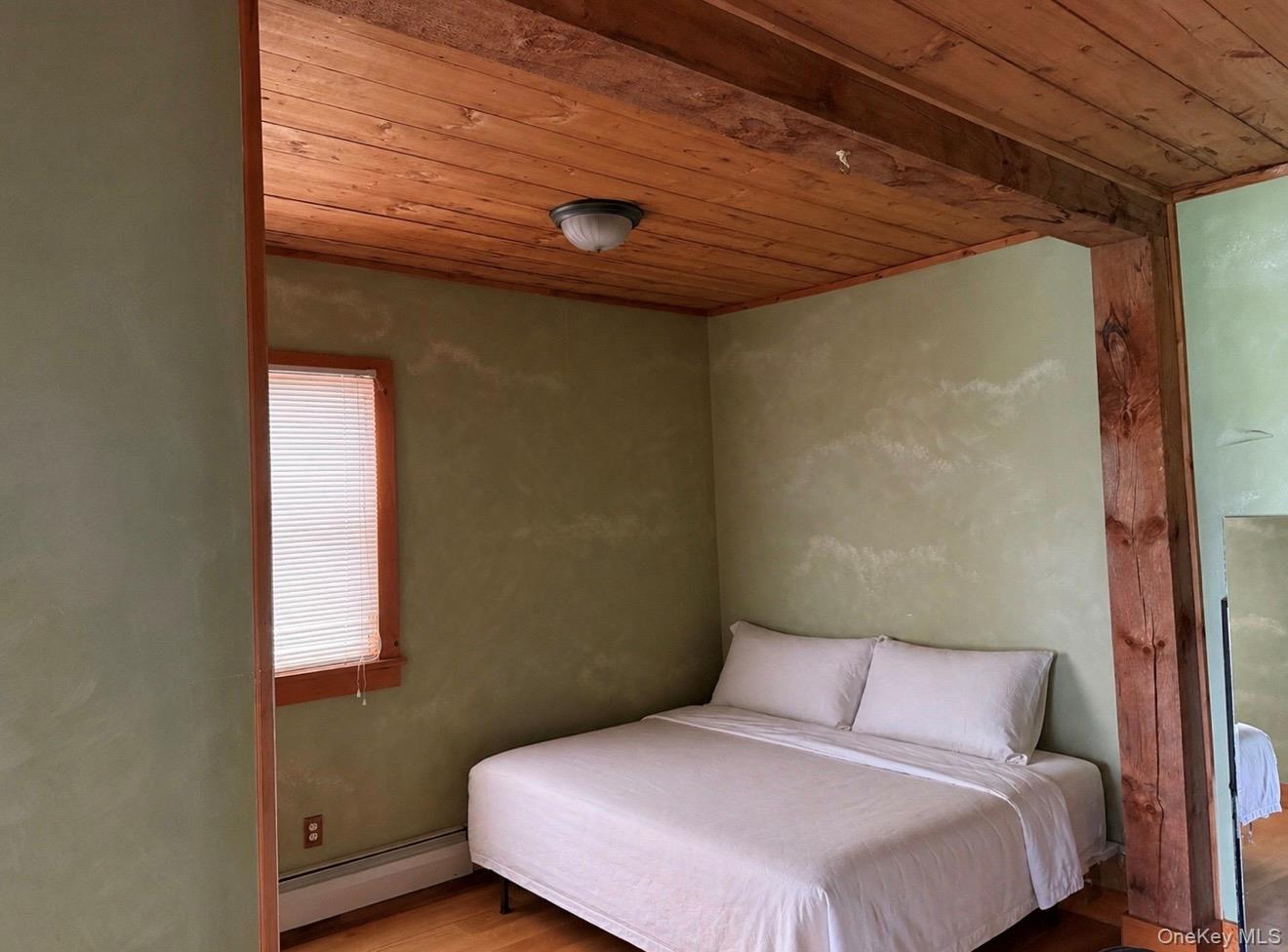 1538 Albany Post Road Wallkill, NY 12589 - Photo 4 of 5