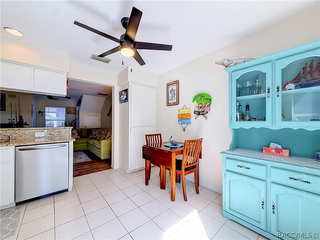 11025 West Harbor Watch Loop Crystal River, FL 34428 - Photo 15 of 51