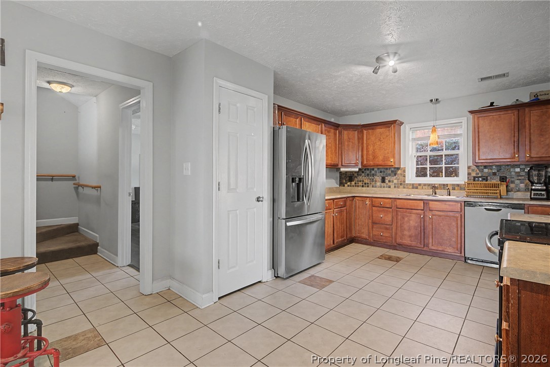 141 Highgrove Court Raeford, NC 28376 - Photo 10 of 50