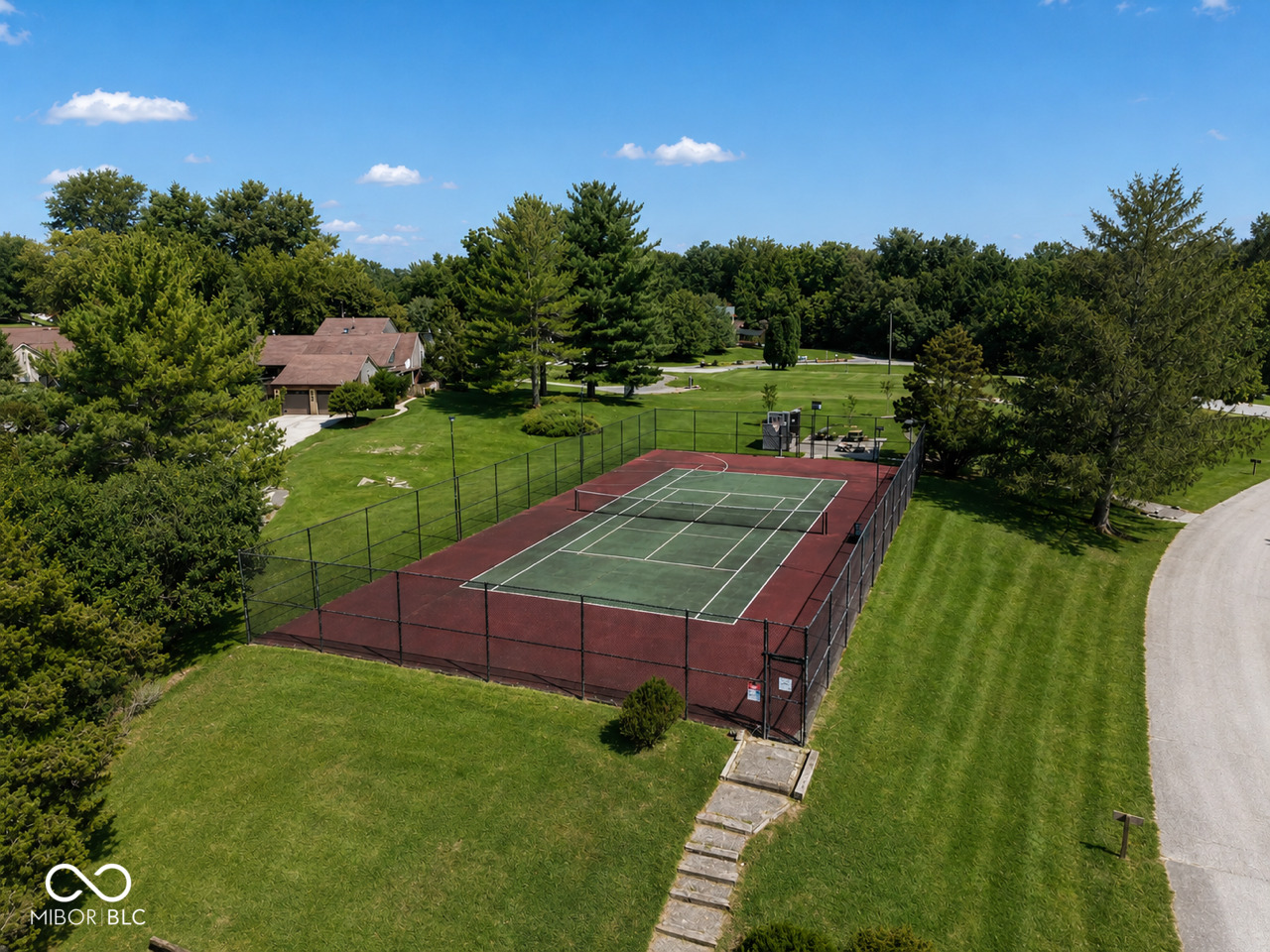 9525 South Pointe Lasalles Drive Bloomington, IN 47401 - Photo 23 of 27 Gallery Image 23