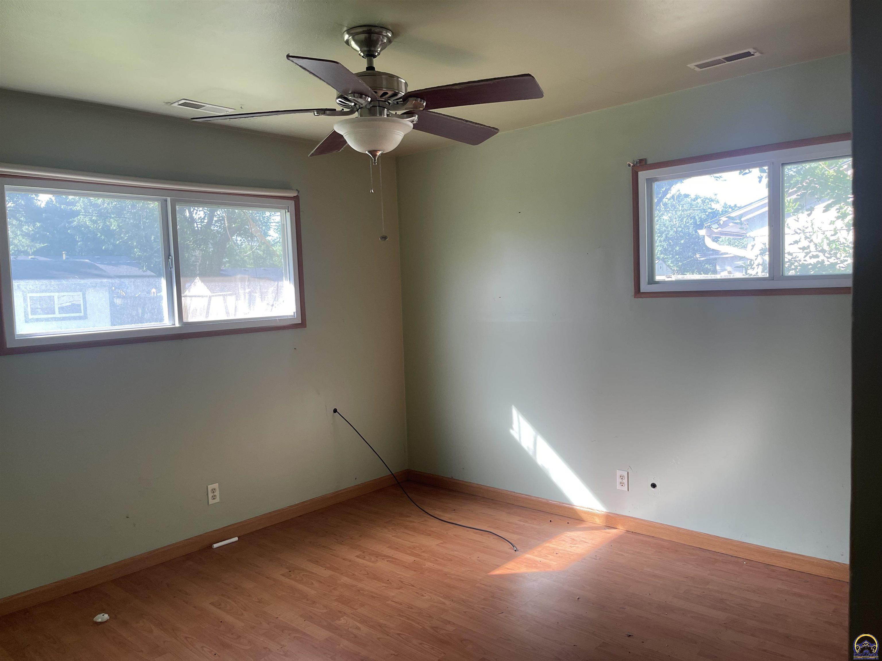 3404 Southwest Burlingame Road Topeka, KS 66611 - Photo 4 of 13