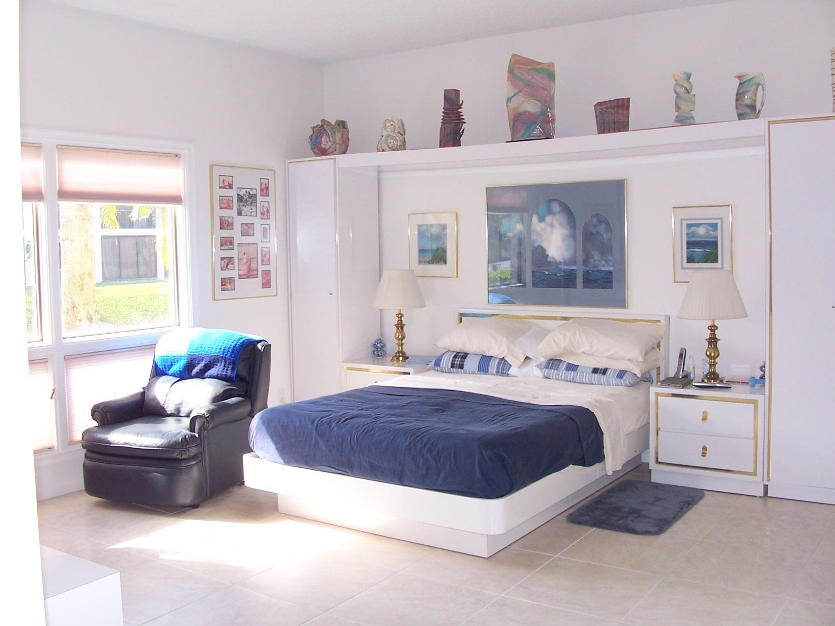 7908 Seville Place, Unit 1701 Boca Raton, FL 33433 - Photo 8 of 23 Master bedroom