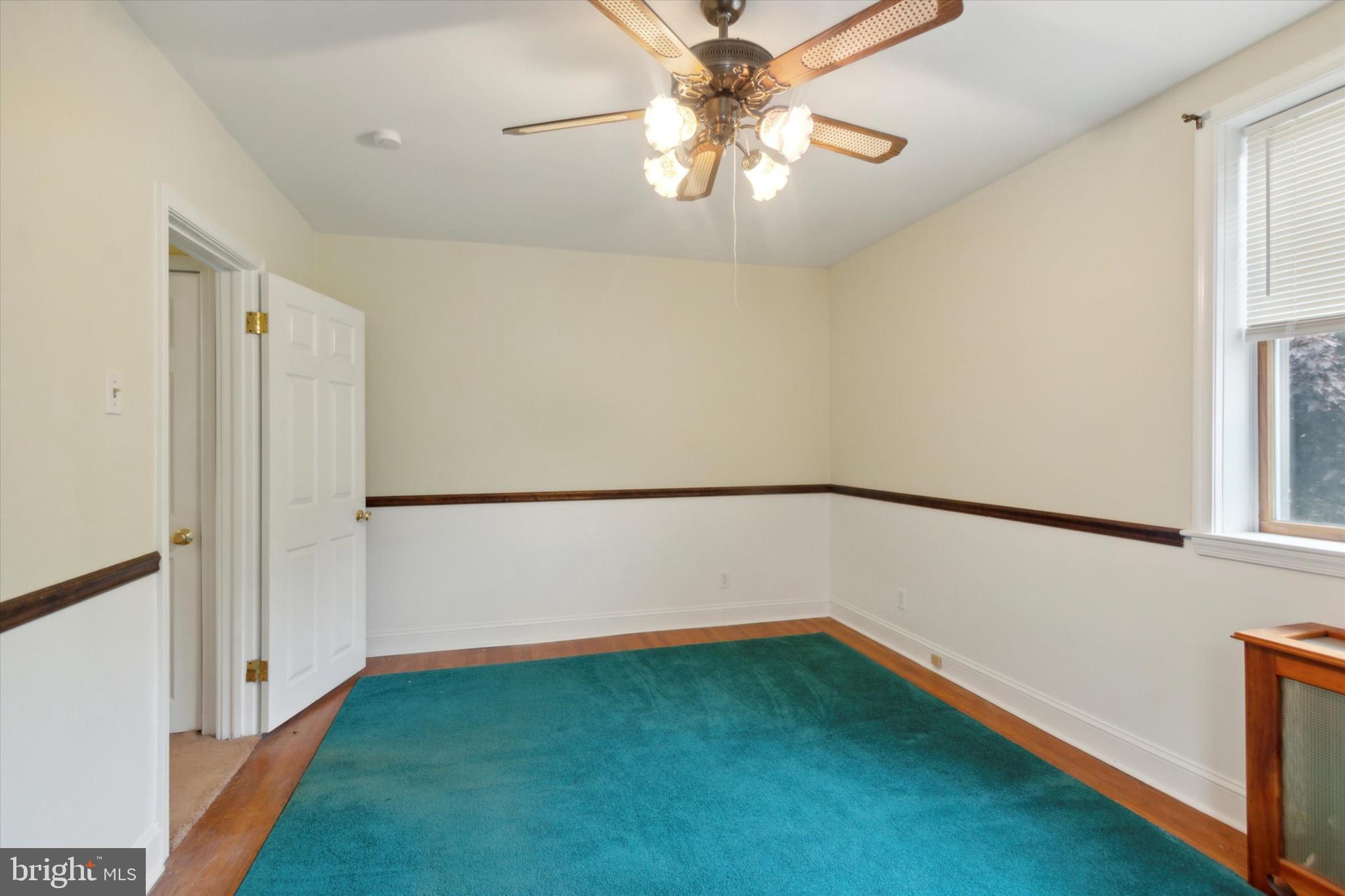 27 Wayne Avenue Springfield, PA 19064 - Photo 11 of 25 Bedroom 1