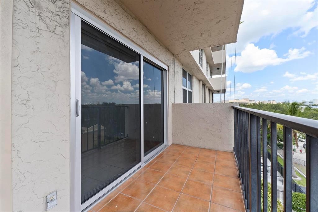 1625 Southeast 10th Avenue, Unit 508 Fort Lauderdale, FL 33316 - Photo 16 of 22 a view of balcony
