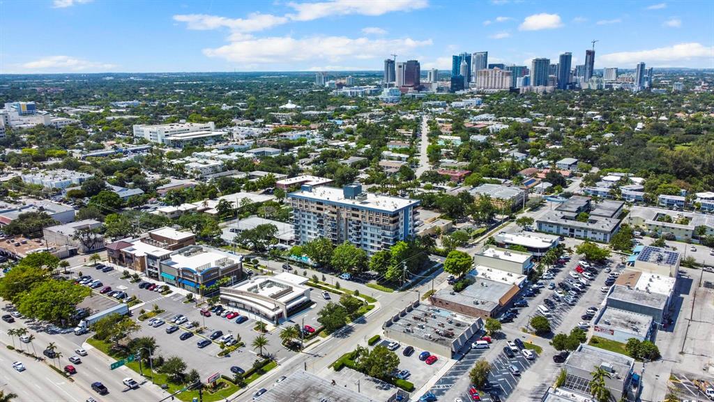 1625 Southeast 10th Avenue, Unit 508 Fort Lauderdale, FL 33316 - Photo 22 of 22 an aerial view of a city with lots of residential buildings