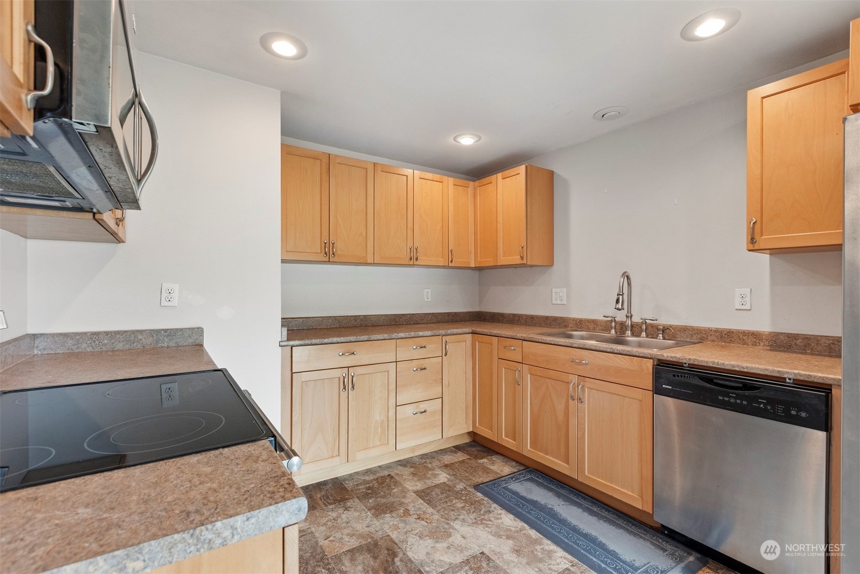 3897 South Pass Road Everson, WA 98247 - Photo 8 of 36