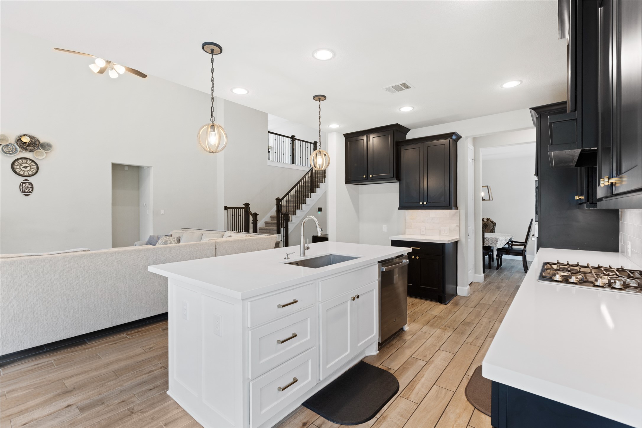 4210 Ana Ridge Lane Fulshear, TX 77441 - Photo 25 of 50 Kitchen/ Living