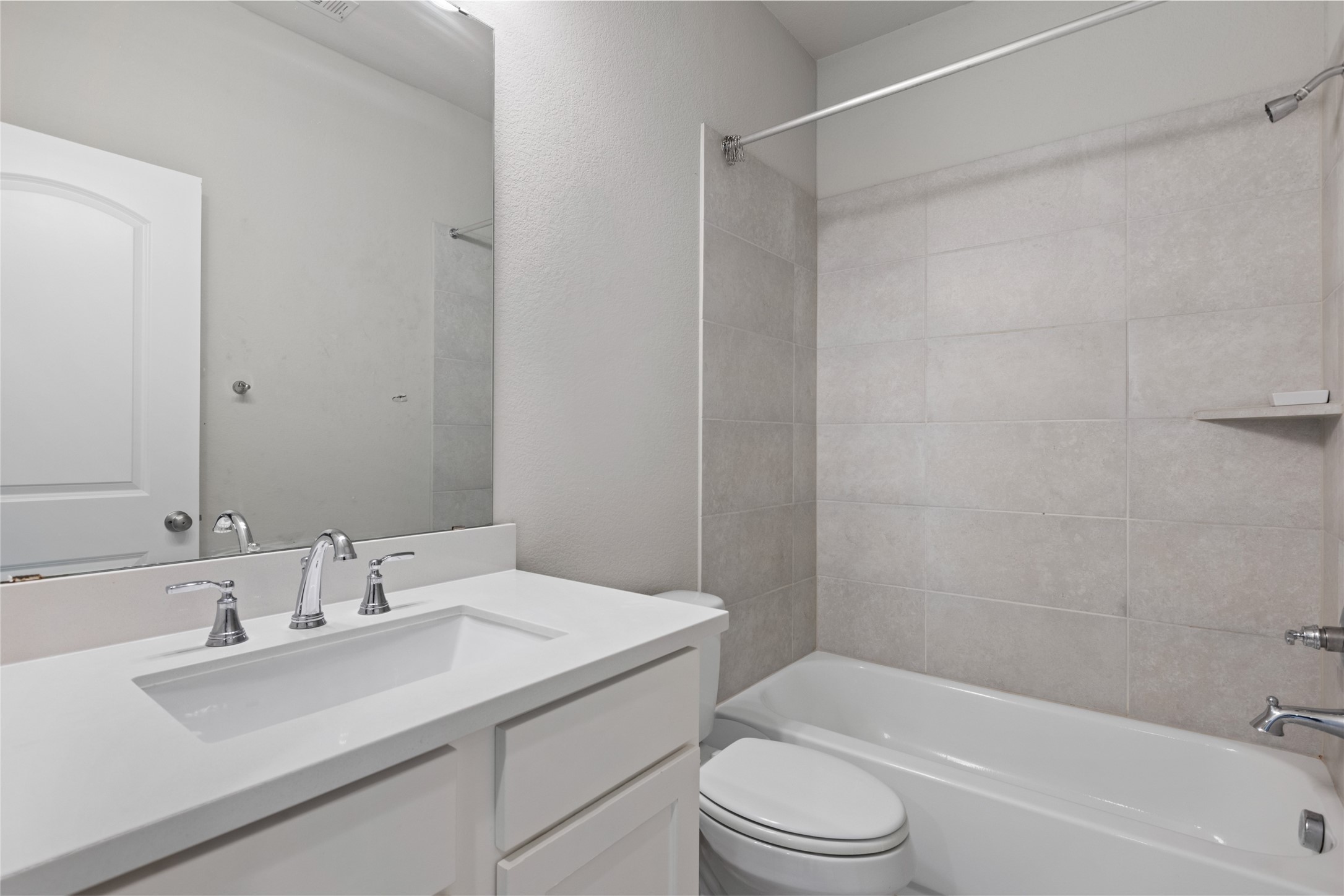 4210 Ana Ridge Lane Fulshear, TX 77441 - Photo 35 of 50 upstairs guest bathroom