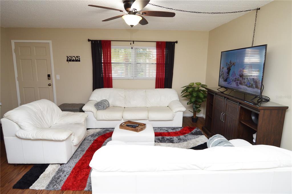 12760 Indian Rocks Road, Unit 1030 (FURNISHED) Largo, FL 33774 - Photo 16 of 82