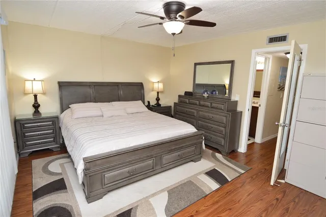 $2,000 | 12760 Indian Rocks Road, Unit 1030 (FURNISHED), Largo, FL 33774