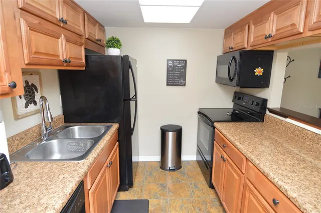 $2,000 | 12760 Indian Rocks Road, Unit 1030 (FURNISHED), Largo, FL 33774