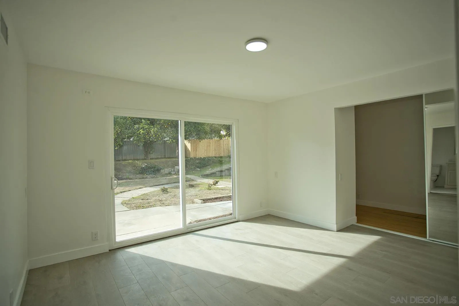 10151 Sierra Madre Road Spring Valley, CA 91977 - Photo 15 of 25 Gallery Image 15