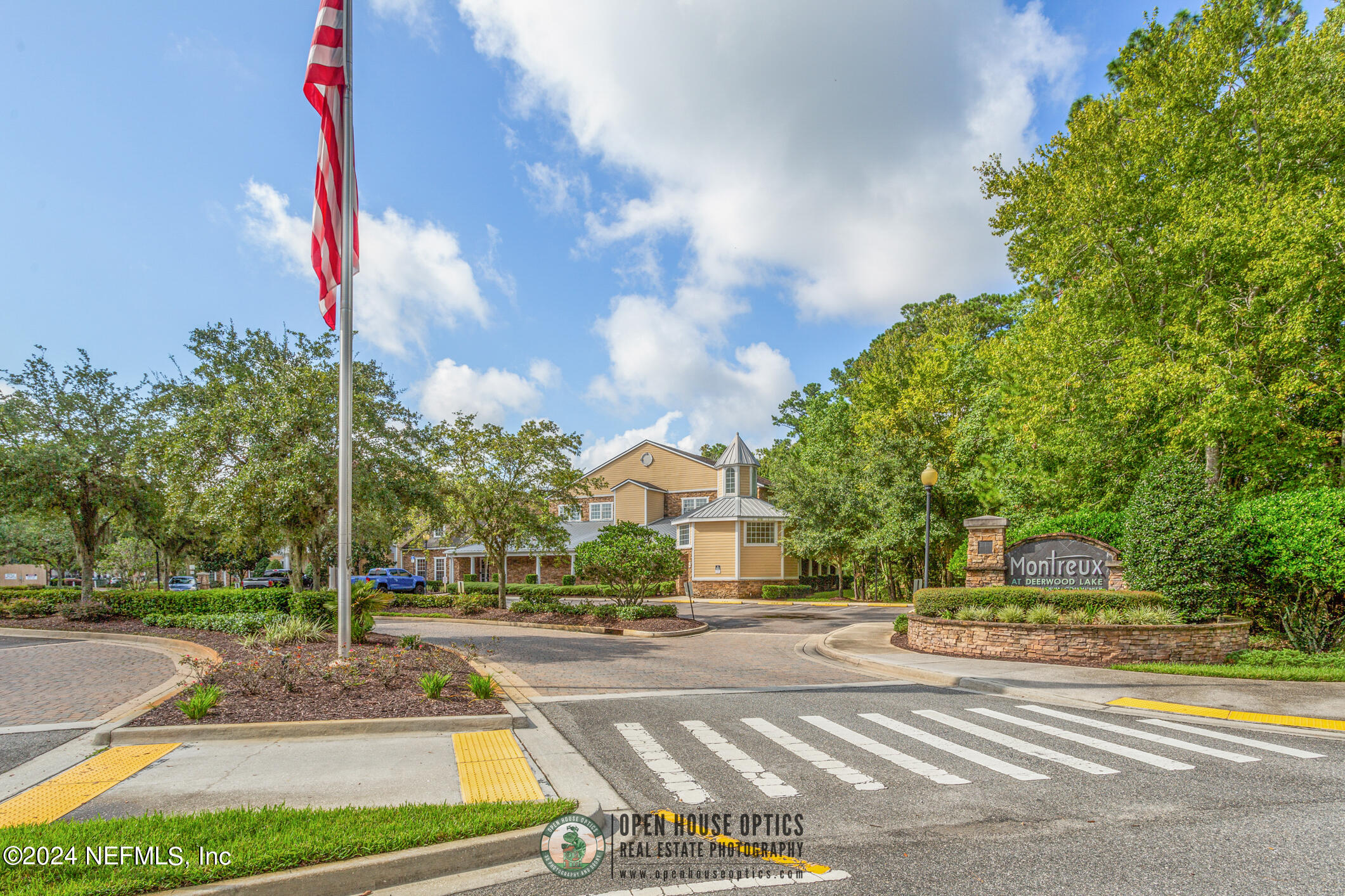 8550 Touchton Road, Unit 927 Jacksonville, FL 32216 - Photo 51 of 59 OHO Amenities Library - Montreaux at Dee