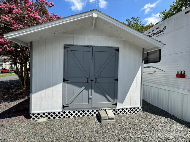 $109,950 | 113 Hummingbird Circle, New London, NC 28127