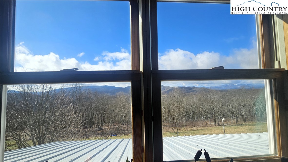 480 Schoolhouse Ridge Boone, NC 28607 - Photo 31 of 47 a view of a window
