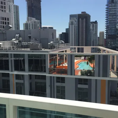 $2,800 | 41 Southeast 5th Street, Unit 1614, Miami, FL 33131