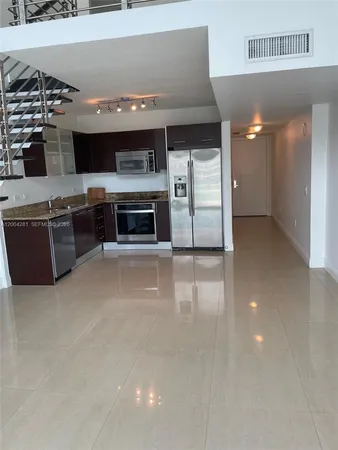 $2,800 | 41 Southeast 5th Street, Unit 1614, Miami, FL 33131