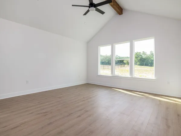 $740,000 | 811 County Road 200, Burnet, TX 78611