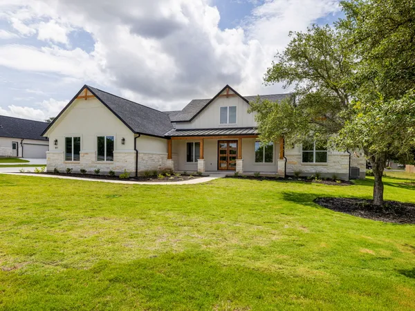 $740,000 | 811 County Road 200, Burnet, TX 78611