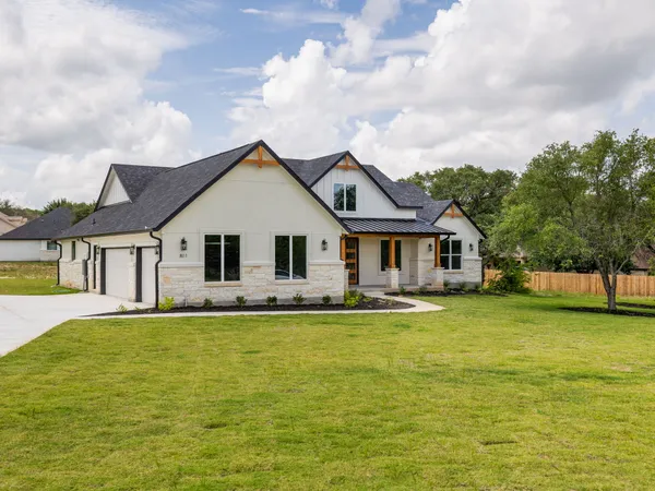 $740,000 | 811 County Road 200, Burnet, TX 78611