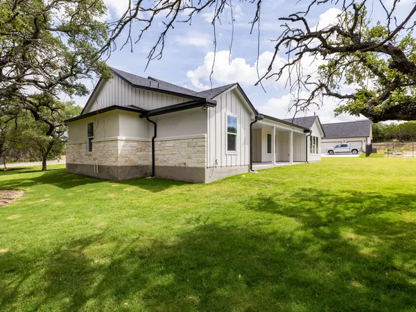 $740,000 | 811 County Road 200, Burnet, TX 78611