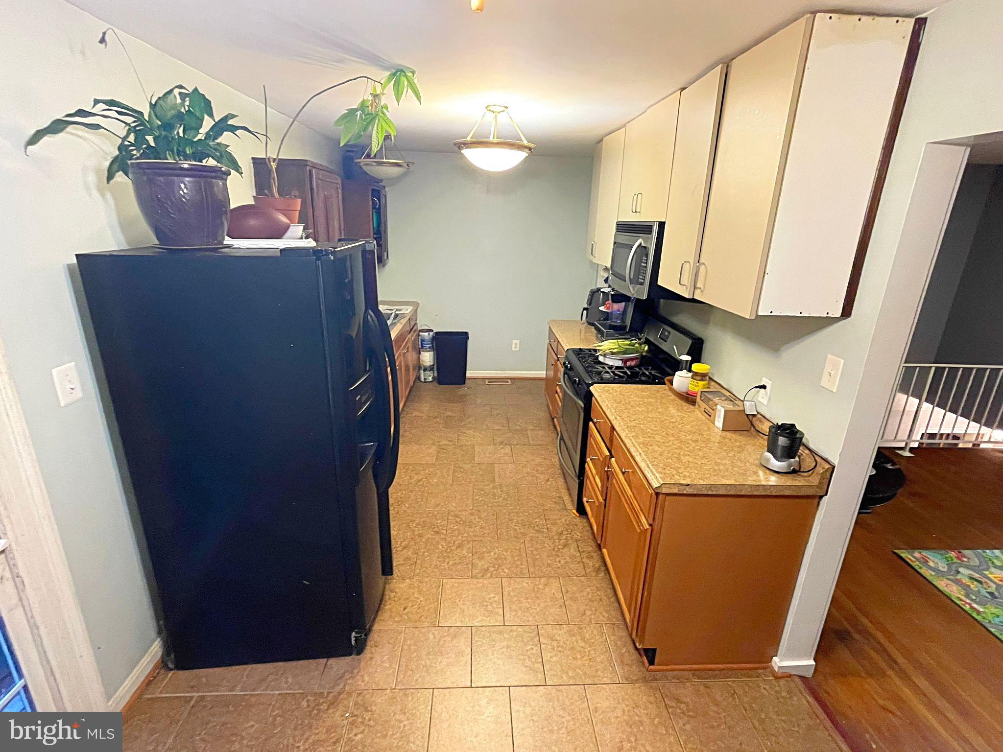 14333 Fullerton Road Woodbridge, VA 22193 - Photo 9 of 25