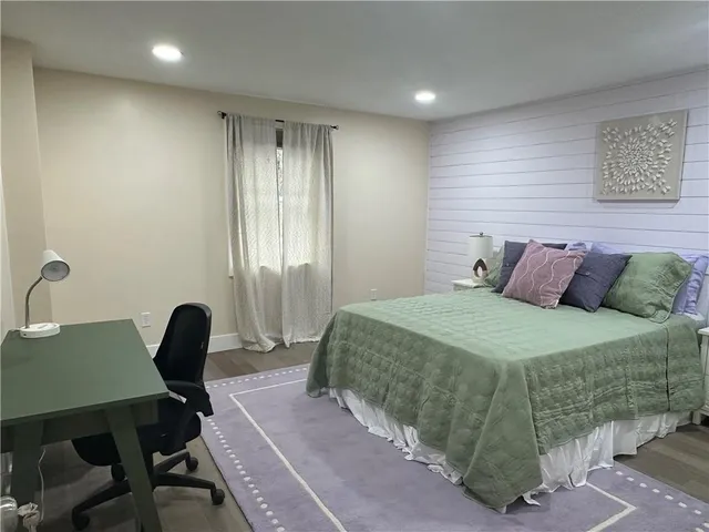 $2,300 | 351 New London Avenue, Unit 501, Warwick, RI 02886