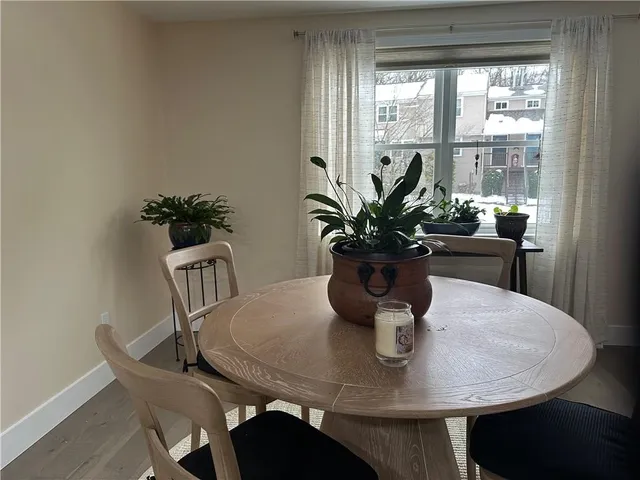 $2,300 | 351 New London Avenue, Unit 501, Warwick, RI 02886