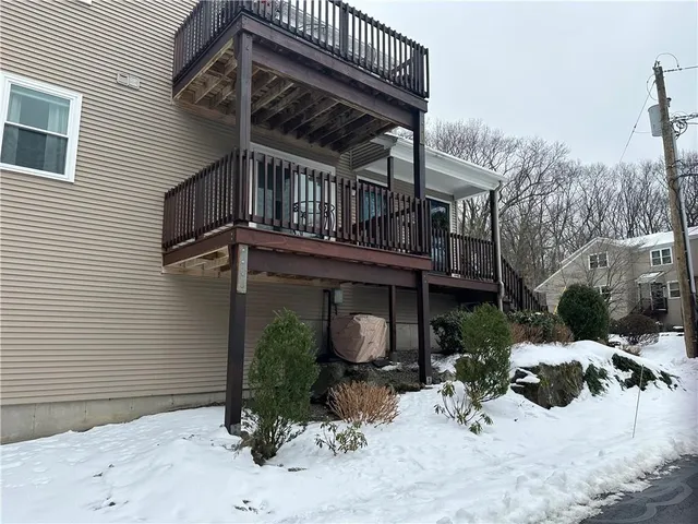 $2,300 | 351 New London Avenue, Unit 501, Warwick, RI 02886