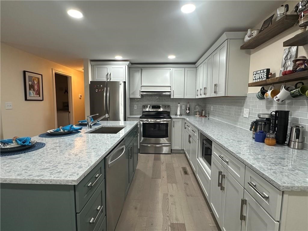 351 New London Avenue, Unit 501 Warwick, RI 02886 - Photo 10 of 36