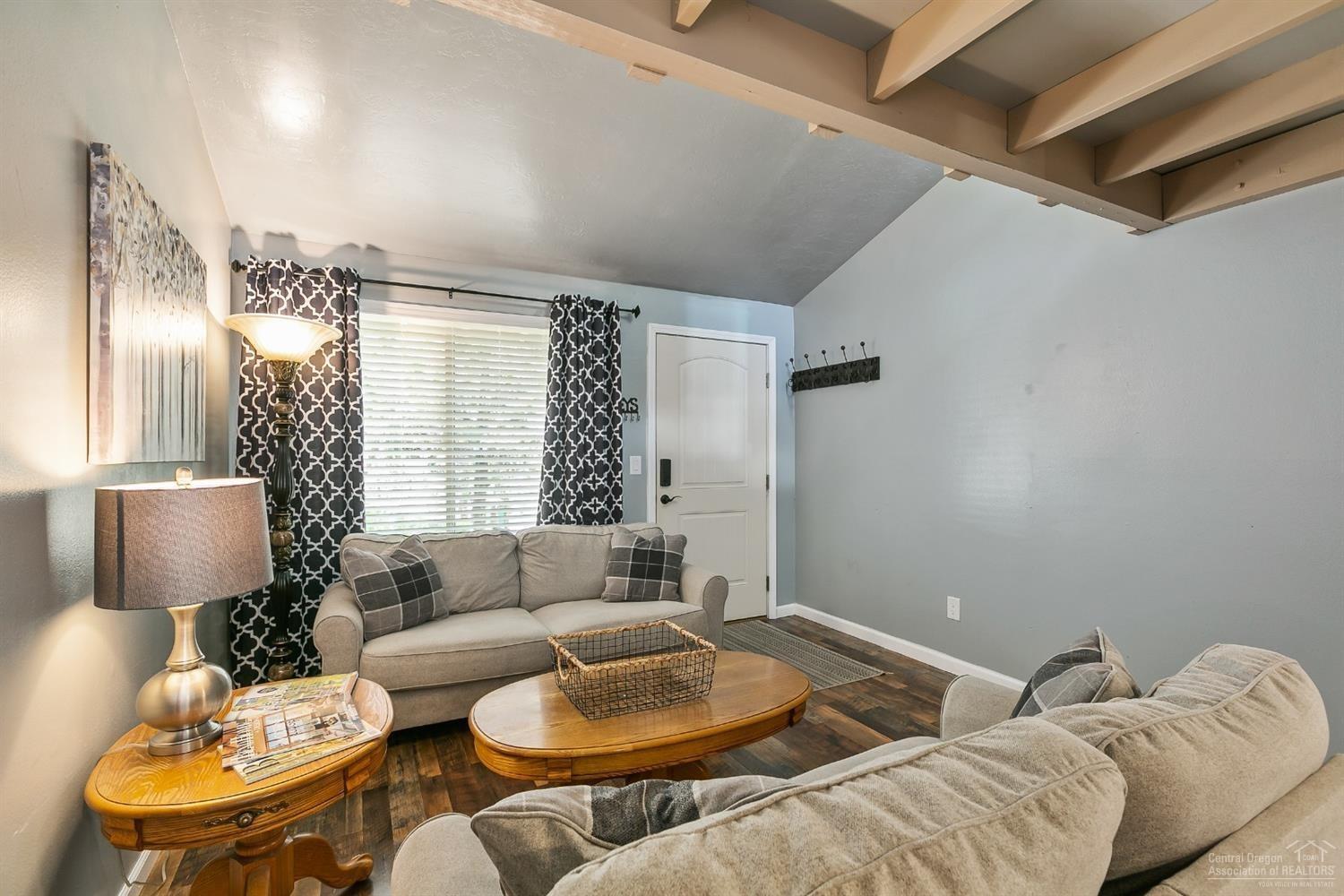 1700 Northeast Wells Acres Road, Unit 37 Bend, OR 97701 - Photo 6 of 22 Gallery Image 6