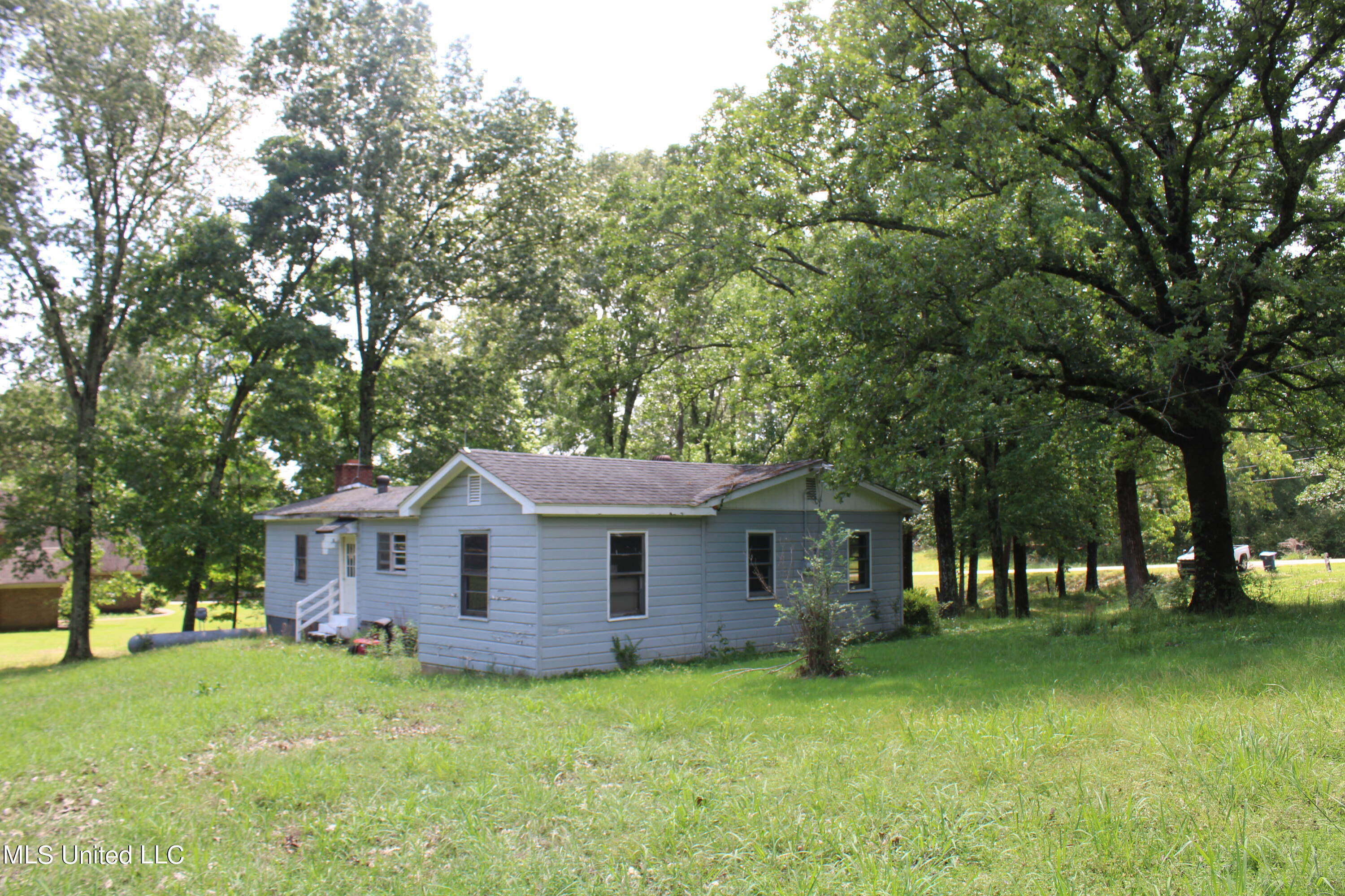 5600 Center Hill Road Olive Branch, MS 38654 - Photo 8 of 17 IMG_3844