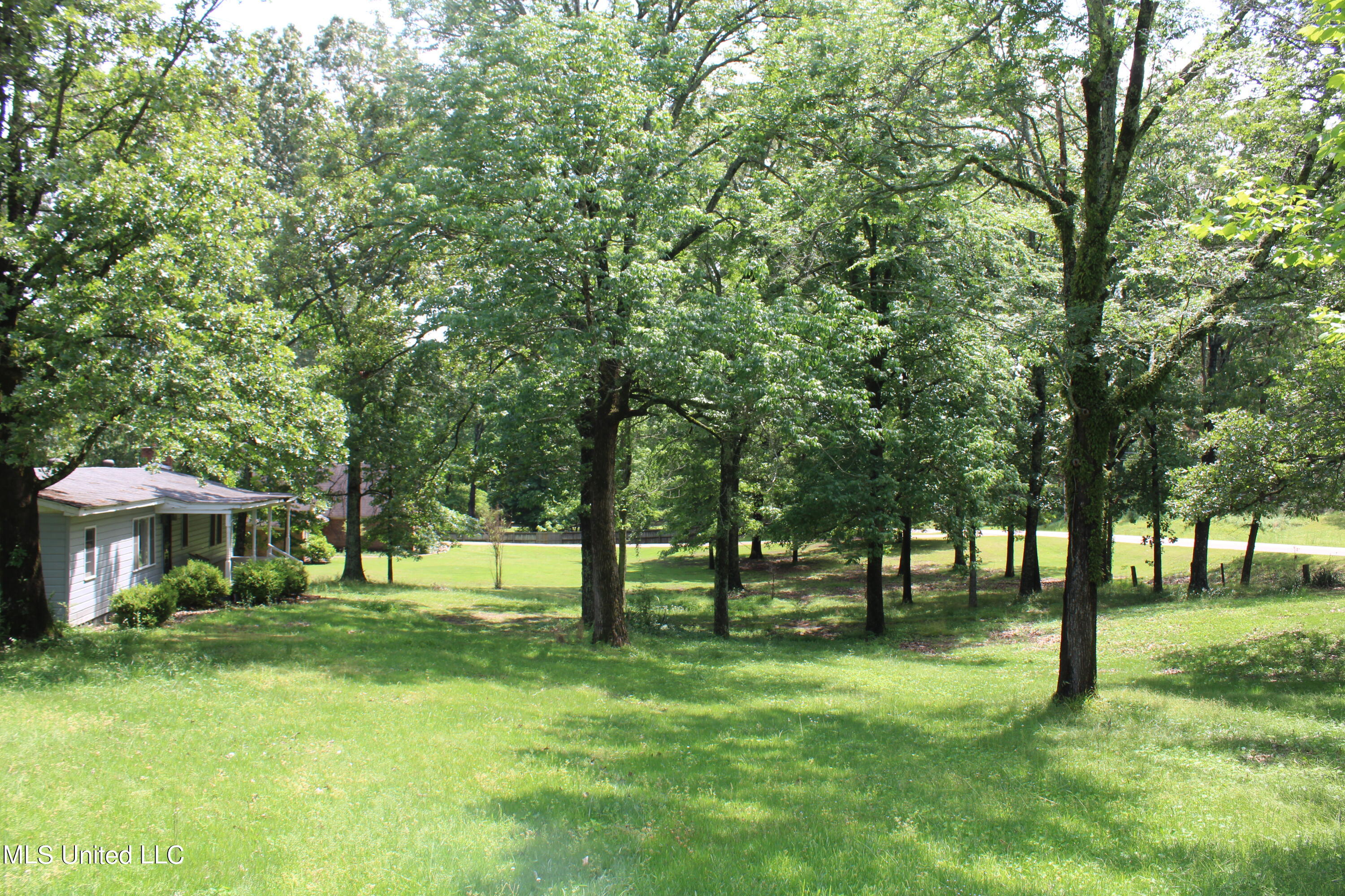 5600 Center Hill Road Olive Branch, MS 38654 - Photo 9 of 17 IMG_3845