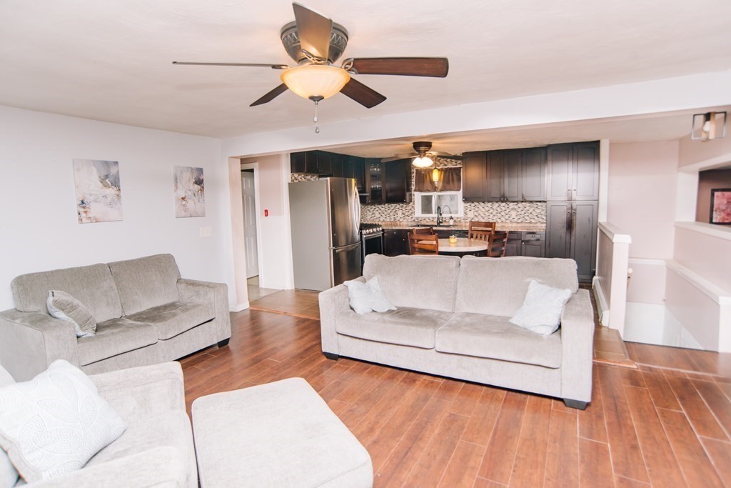 17 Clayton Road Holyoke, MA 01040 - Photo 10 of 42 Gallery Image 10