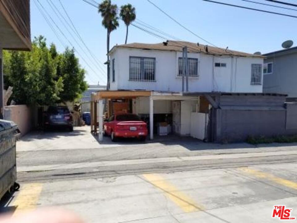 2019 Preuss Road Los Angeles, CA 90034 - Photo 13 of 13 Gallery Image 13