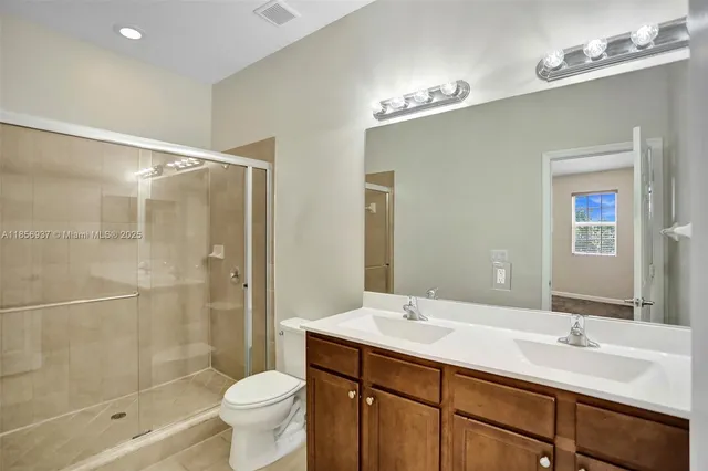 $3,200 | 9500 Southwest 167th Avenue, Unit 9500, Miami, FL 33196