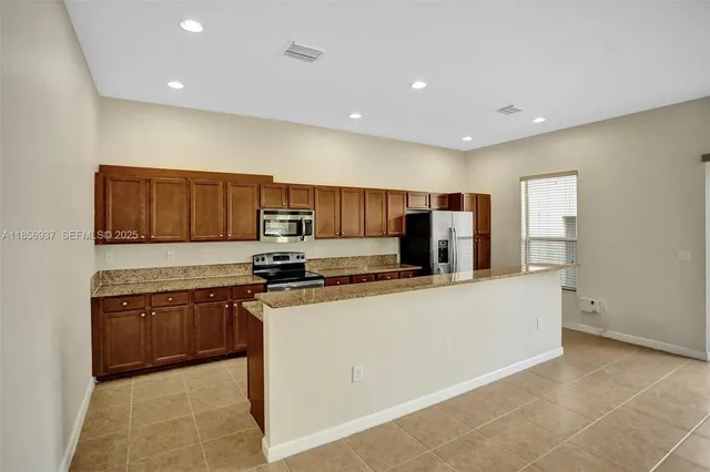 $3,200 | 9500 Southwest 167th Avenue, Unit 9500, Miami, FL 33196