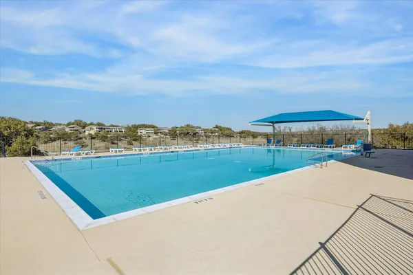 $250,000 | 18812 Nicklaus Drive, Point Venture, TX 78645
