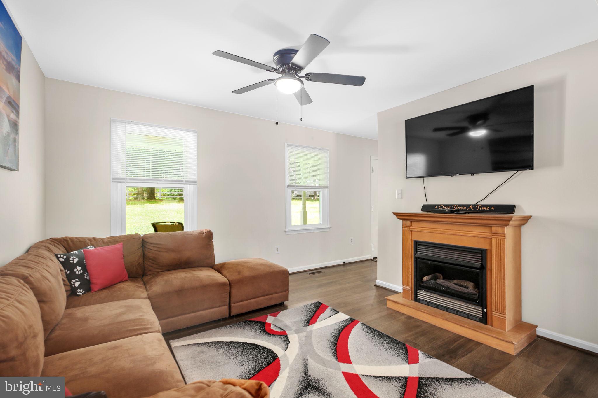 8301 Seays Road Spotsylvania, VA 22551 - Photo 8 of 69