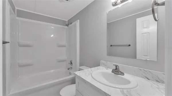 $156,900 | 2055 South Floral Avenue, Unit 40, Bartow, FL 33830