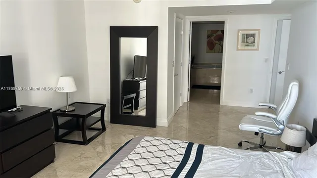 $4,500 | 1830 South Ocean Drive, Unit 3208, Hallandale Beach, FL 33009