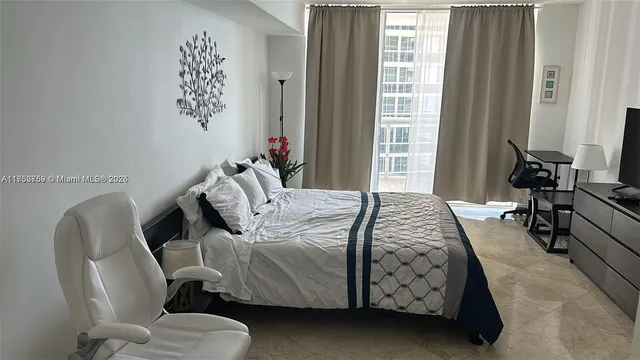 $4,500 | 1830 South Ocean Drive, Unit 3208, Hallandale Beach, FL 33009