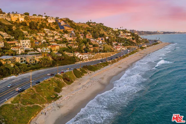 $1,675,000 | 17810 Castellammare Drive, Pacific Palisades, CA 90272