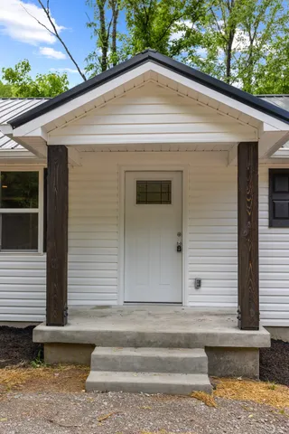 a view of a house with a small entryway
