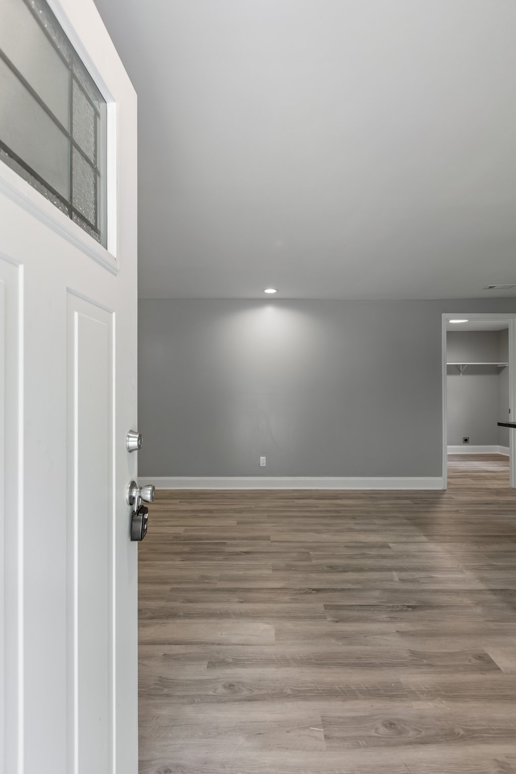 1591 Marsh Creek Road Linden, TN 37096 - Photo 6 of 30 a view of an empty room