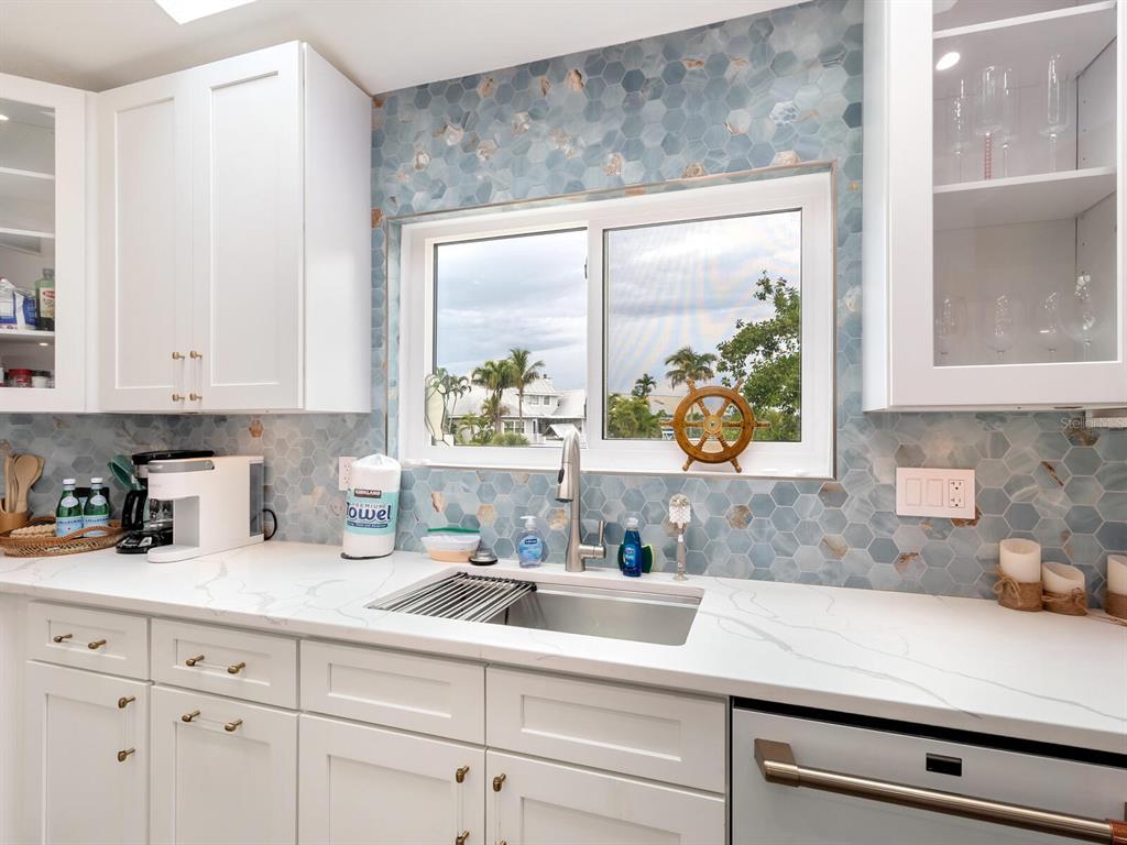 501 Norton Street Longboat Key, FL 34228 - Photo 16 of 67