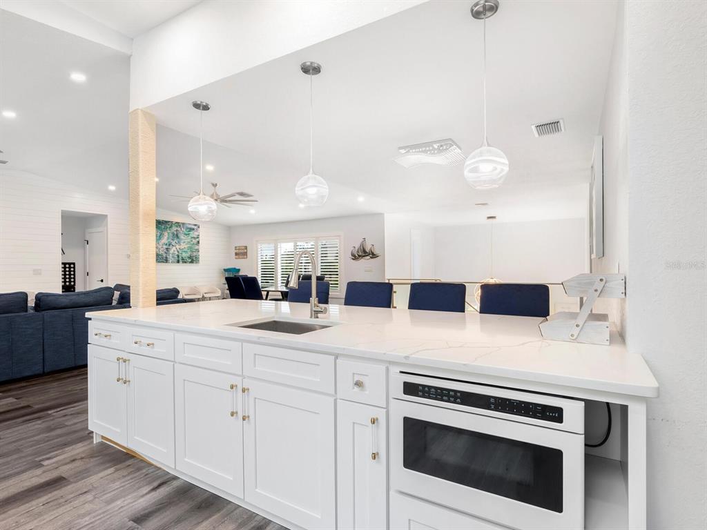 501 Norton Street Longboat Key, FL 34228 - Photo 17 of 67